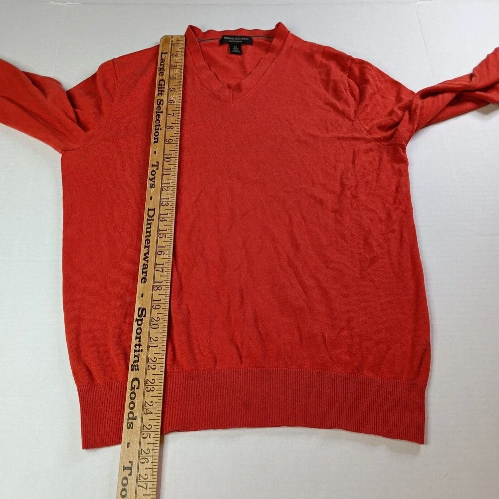 Banana Republic Sweater Mens M Medium Orange Cashmere Silk‎ Luxury Blend V Neck